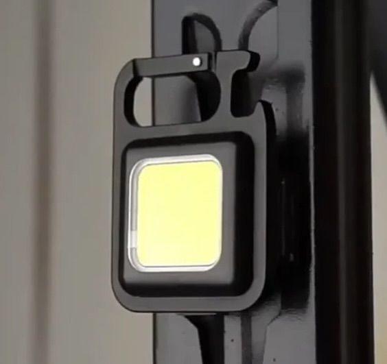 Linterna Llavero Multifuncional - BGZ Online